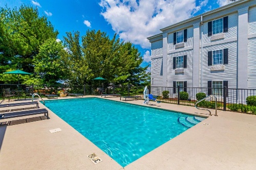 Quality Inn Harrisonburg I-81 image 11