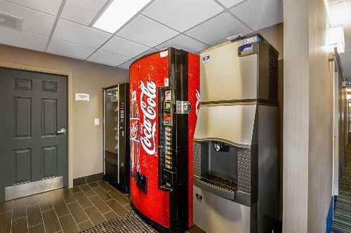 Quality Inn Harrisonburg I-81 image 2