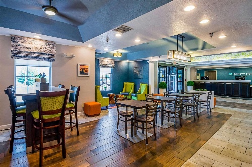 Quality Inn Harrisonburg I-81 image 4