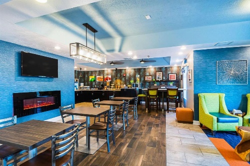 Quality Inn Harrisonburg I-81 image 5